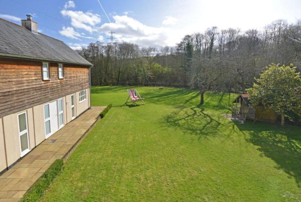 Osbornes Holiday House Near Exeter With Swimming Pool Exterior photo