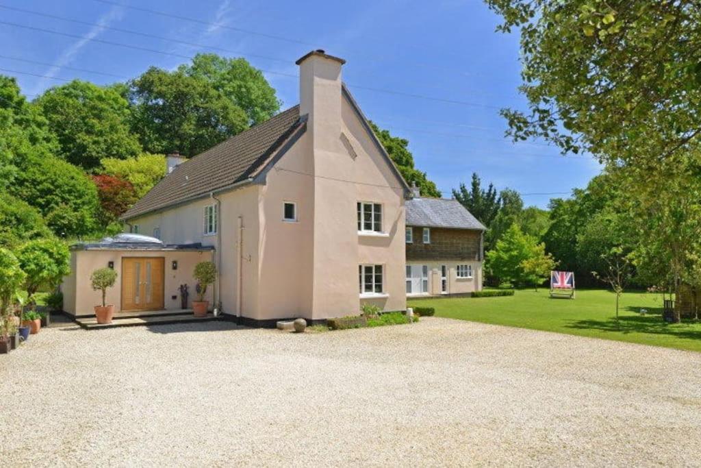 Osbornes Holiday House Near Exeter With Swimming Pool Exterior photo